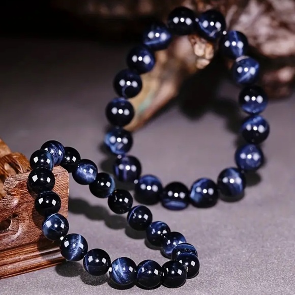 Gorgeous high-quality Blue Tigers Eye bracelets - Picture 9 of 9
